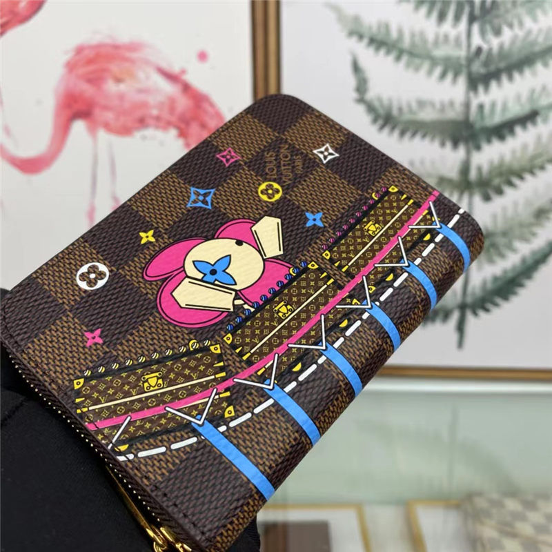 Louis Vuitton VICTORINE WALLET Monogram Holiday High