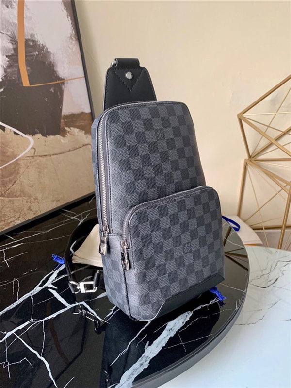 Louis Vuitton AVENUE SLING BAG Damier Graphique High