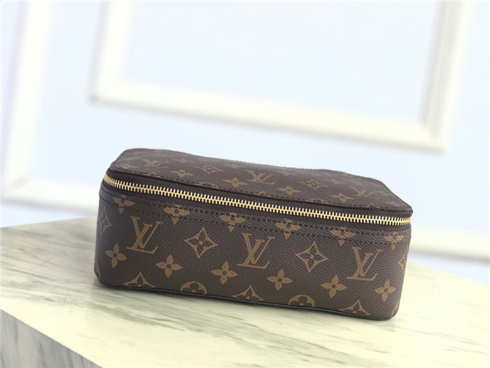 Louis Vuitton PACKING CUBE MM Monogram High