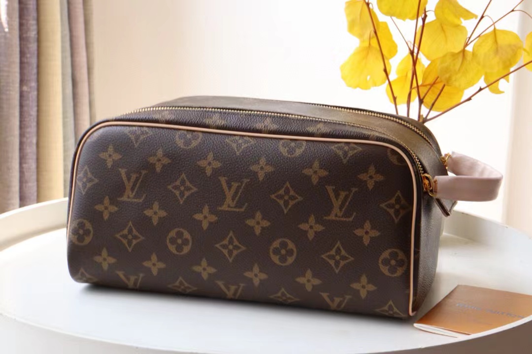 Louis Vuitton DOPP KIT TOILET POUCH Monogram High