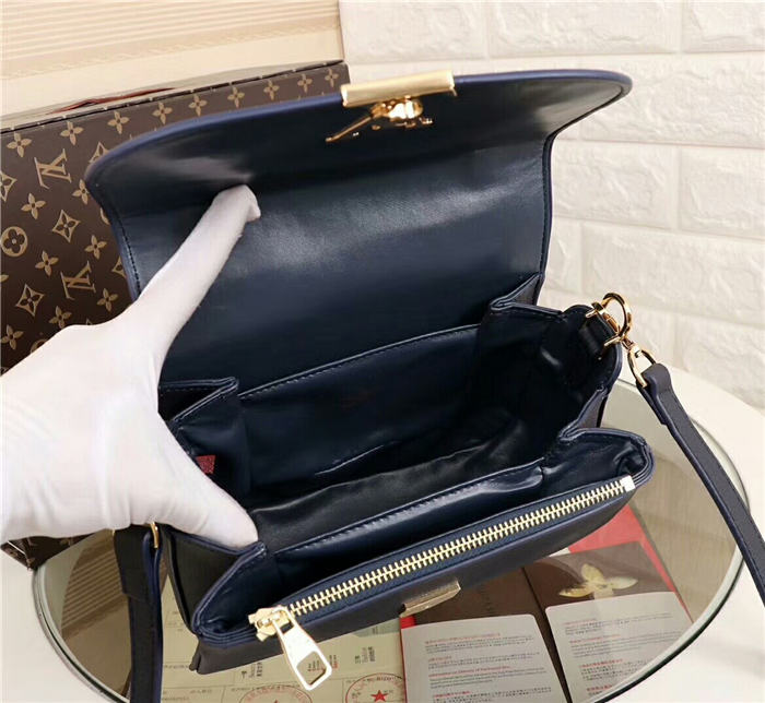 Louis Vuitton Neo Vivienne Bag Taurillon Navy