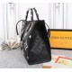 Louis Vuitton LV CRAFTY ONTHEGO GM Bag Black