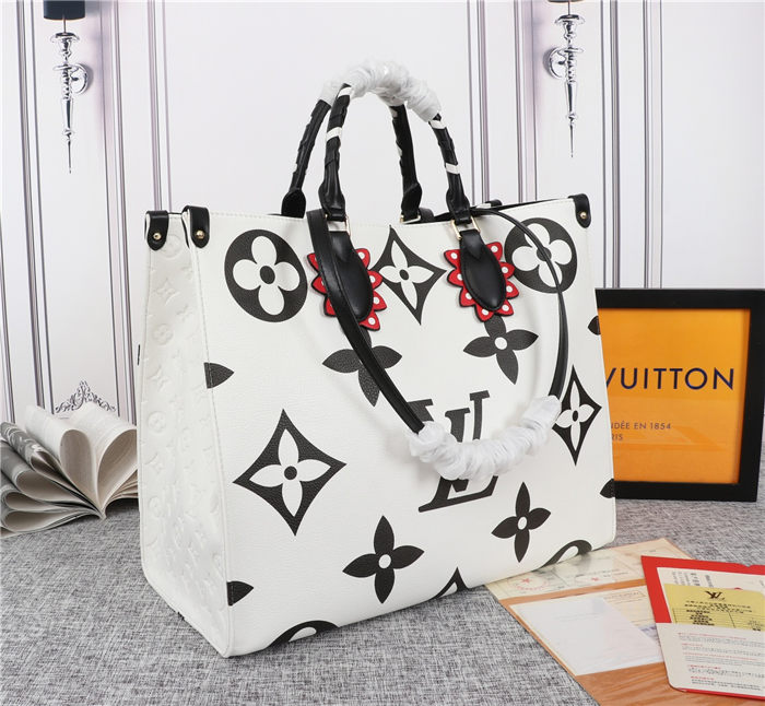 Louis Vuitton LV CRAFTY ONTHEGO GM Bag Off White