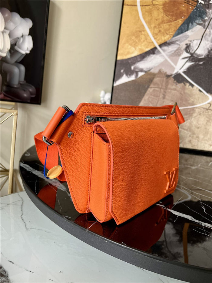 LV Aerogram Slingbag grained calf Orange High