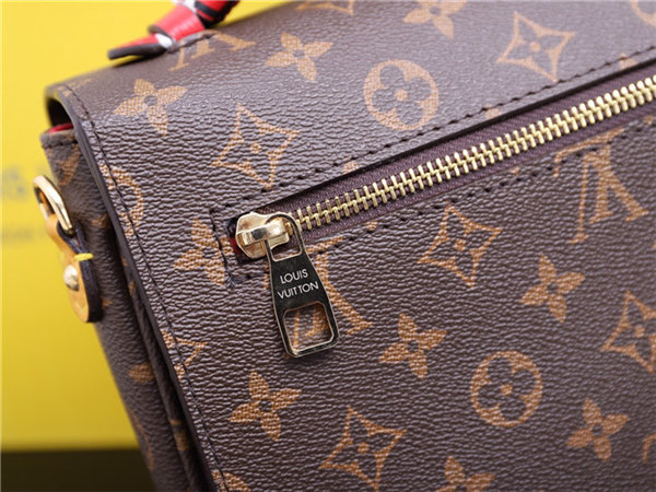 Louis Vuitton Pochette Metis Braided Monogram M43984