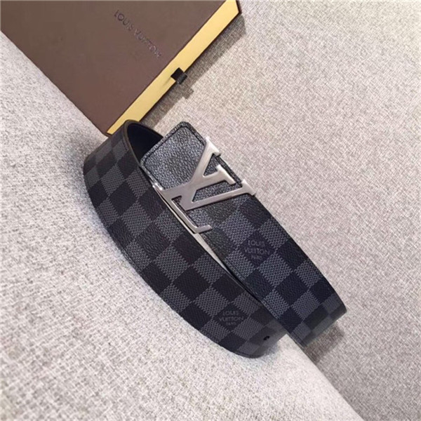 Louis Vuitton LV INITIALES 40MM Reversible BELT Damier High