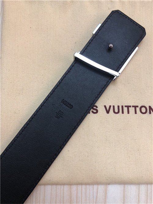 Louis Vuitton LV INITIALES 40MM BELT Epi High