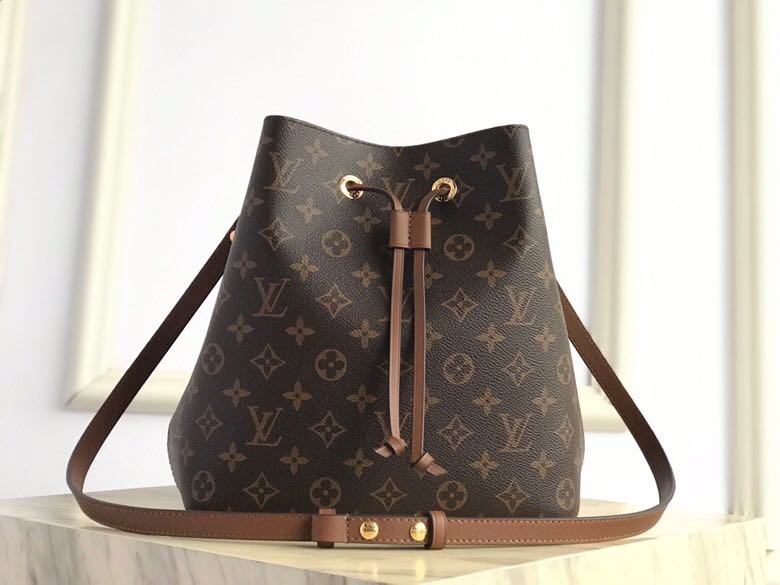 Louis Vuitton NéoNoé MM Bag Monogram Canvas M44887 High