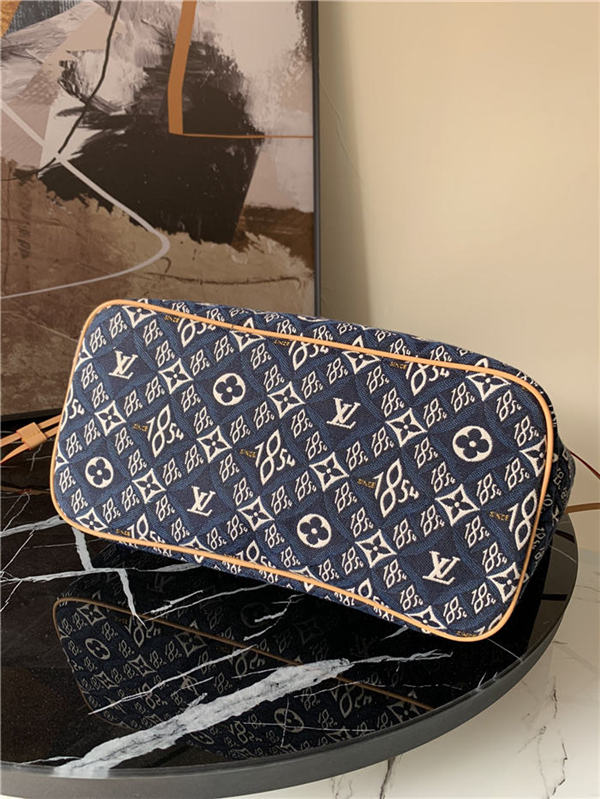 Louis Vuitton SINCE 1854 NEVERFULL MM Blue High