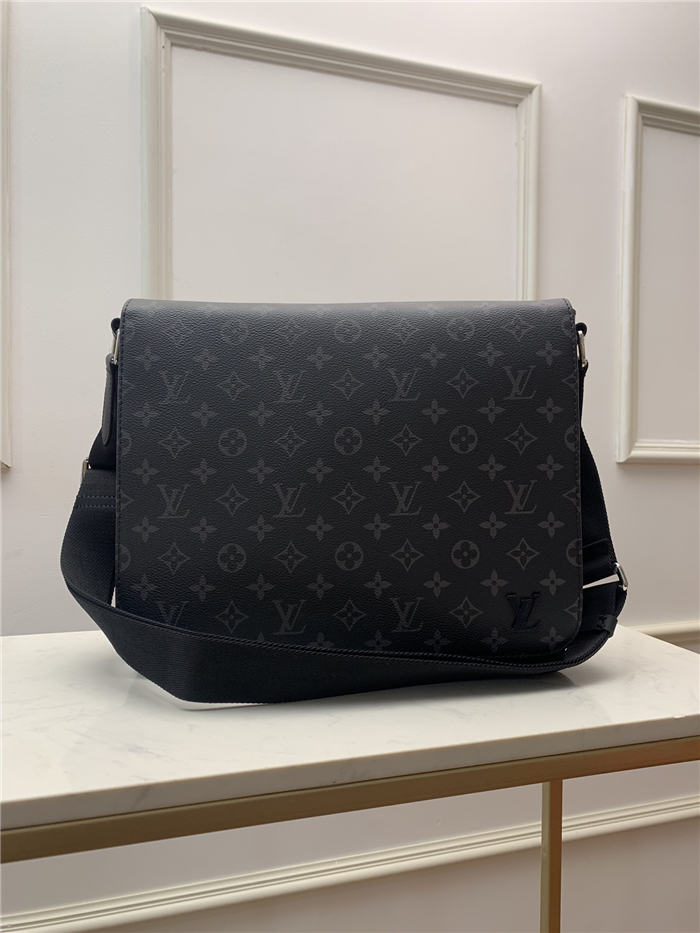 Louis Vuitton DISTRICT MM Monogram Eclipse High