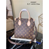 Louis Vuitton SAC PIAT Monogram M45847 High