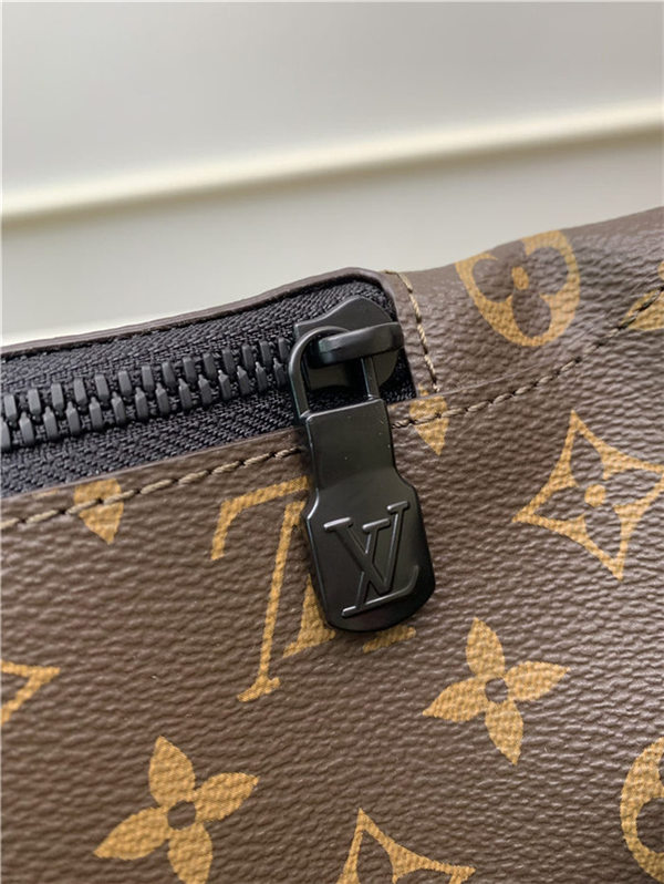 Louis Vuitton Christopher Bumbag Monogram M45337 High