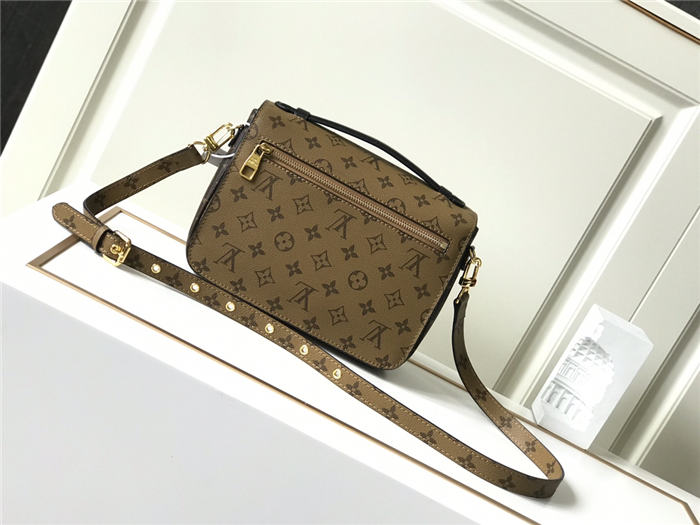 Louis Vuitton Pochette Métis Bag Reverse Monogram