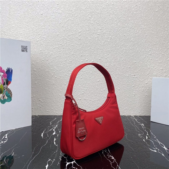 Prada Re-Nylon Re-Edition 2000 mini-bag Red High