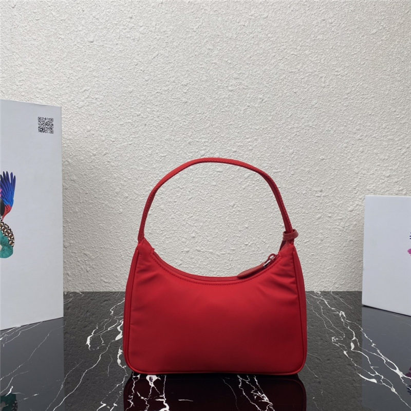 Prada Re-Nylon Re-Edition 2000 mini-bag Red High