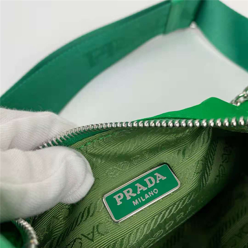 Prada Re-Edition 2005 nylon shoulder bag Green High