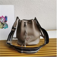 Prada Leather bucket bag 1BE060 High