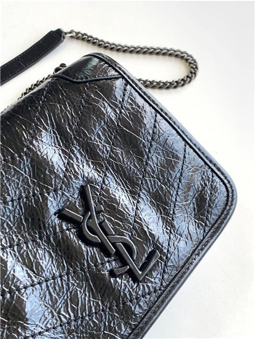 NIKI CHAIN WALLET CRINKLED LEATHER High