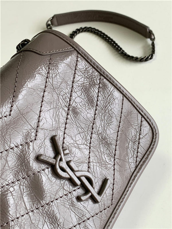 NIKI CHAIN WALLET CRINKLED LEATHER High