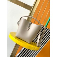 LE 37 SMALL IN SHINY LEATHER BUCKET BAG High